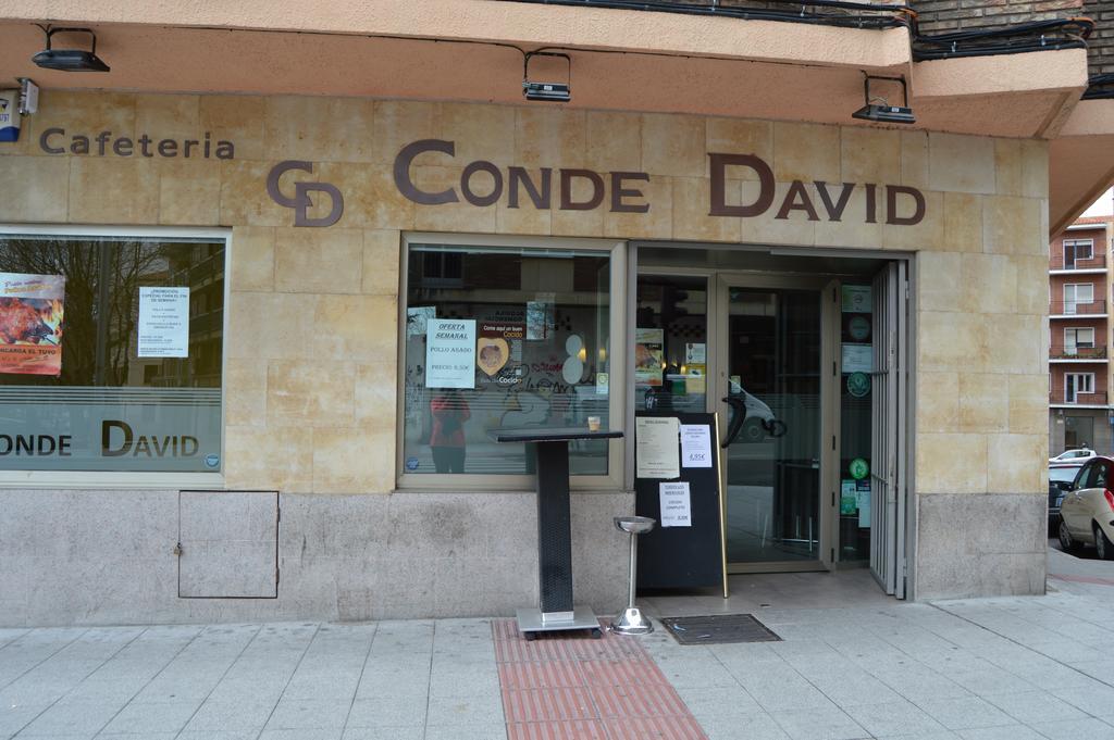 Hostal Conde David Саламанка Экстерьер фото