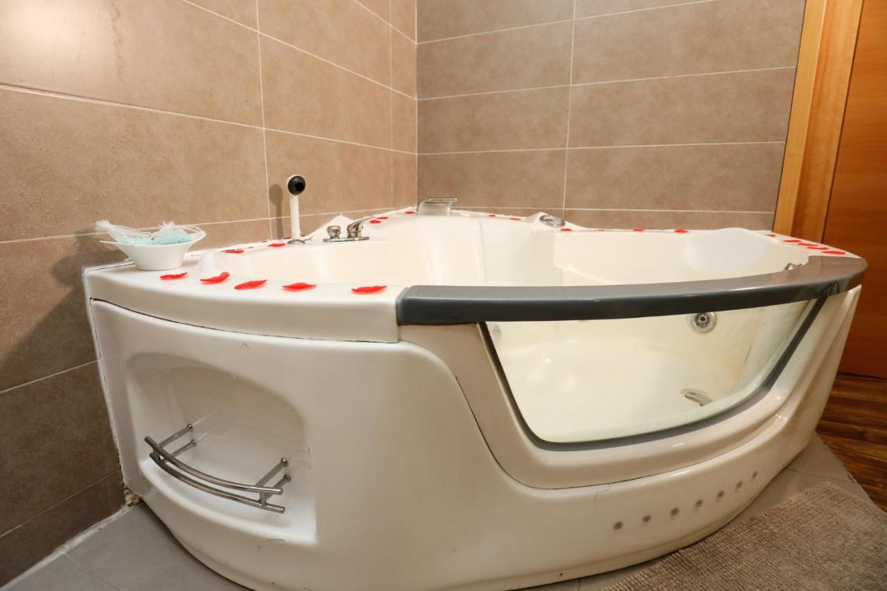 Hostal Conde David Саламанка Экстерьер фото